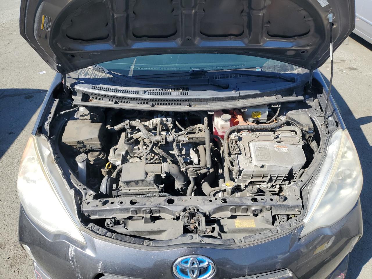 JTDKDTB38E1558427 2014 Toyota Prius C