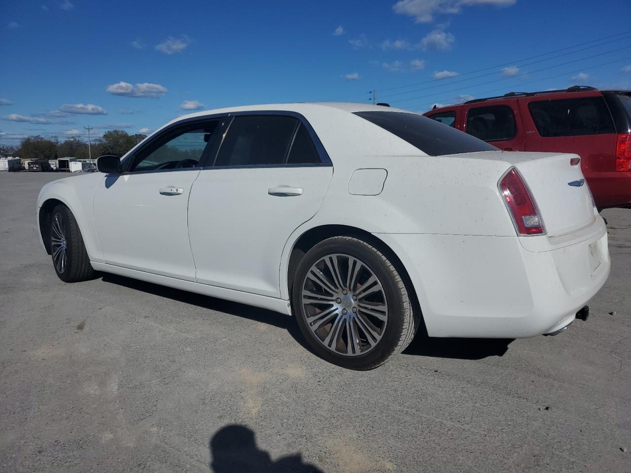 2014 Chrysler 300 - Image 2
