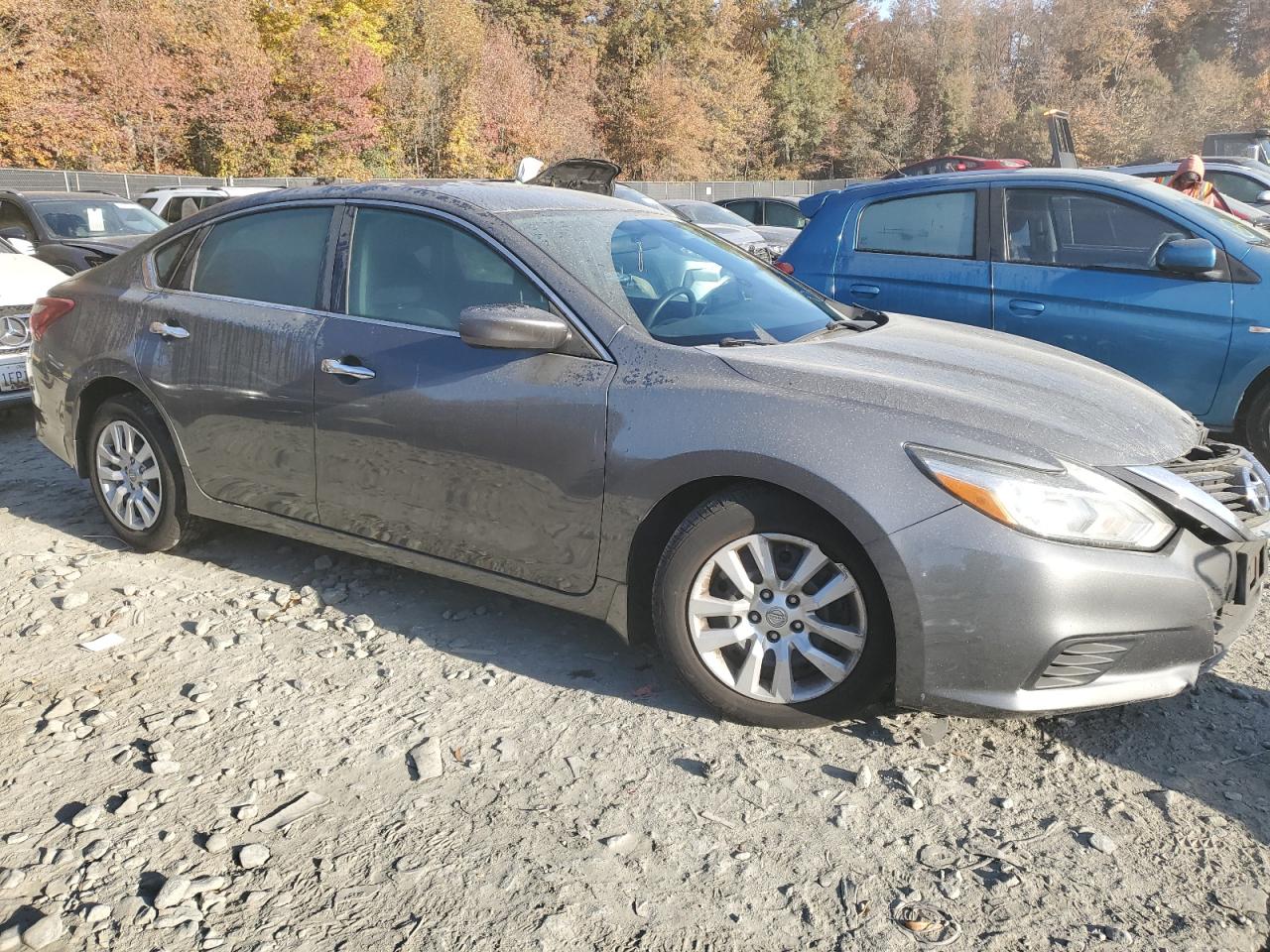 2018 Nissan Altima - Image 4