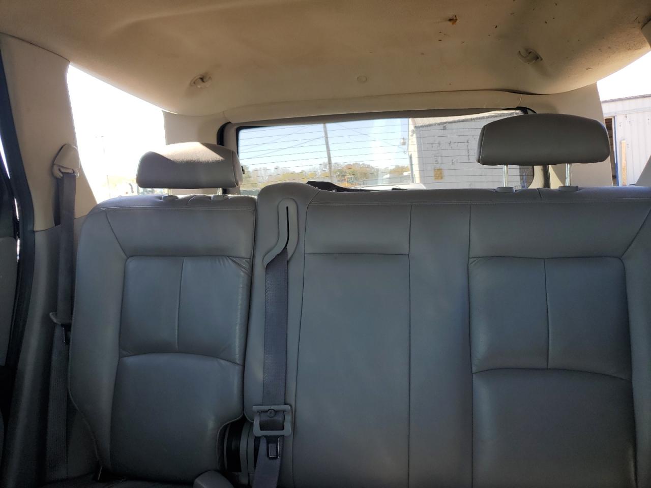 2005 Saturn VUE - Image 10