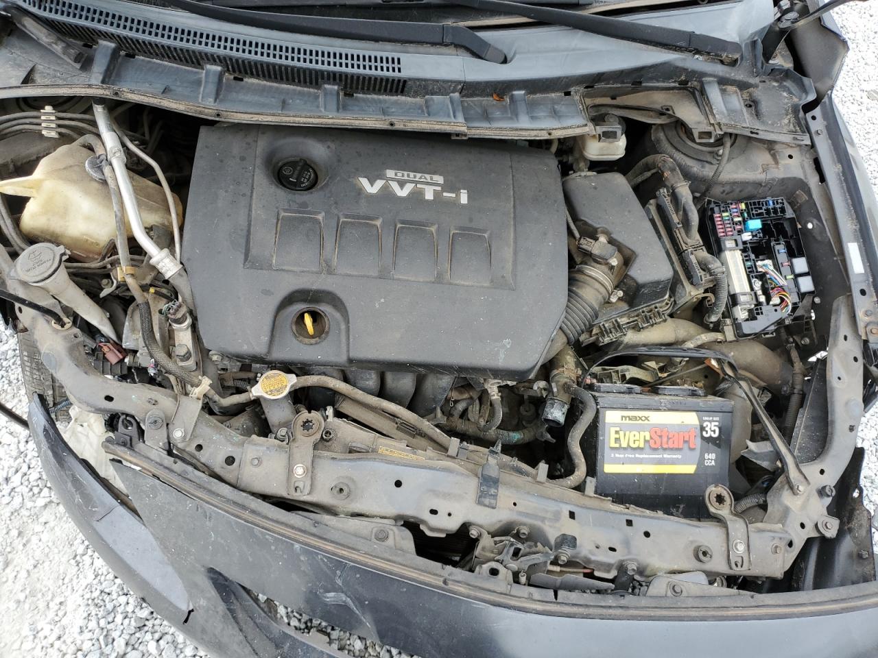 2010 Toyota Corolla - Image 13
