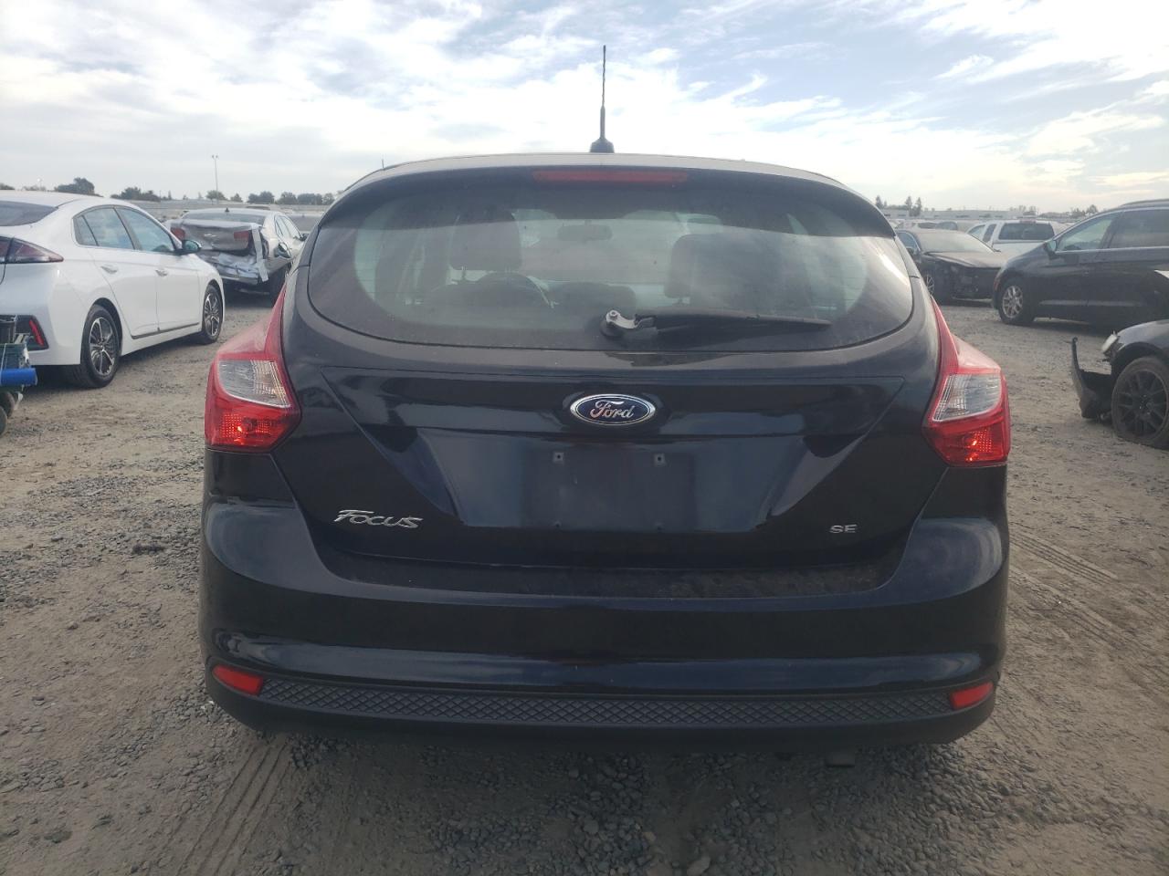 1FADP3K20DL118976 2013 Ford Focus Se