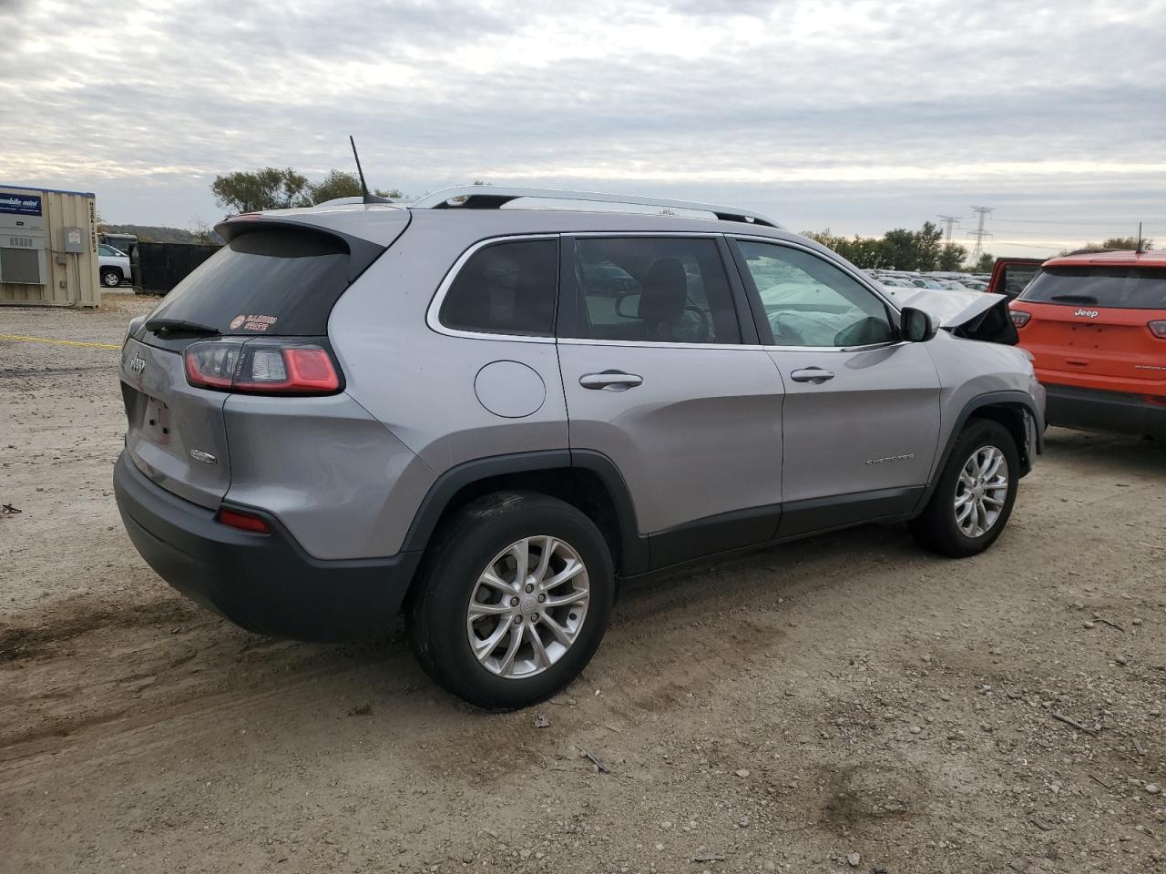 2019 Jeep Grand Cherokee - Image 3
