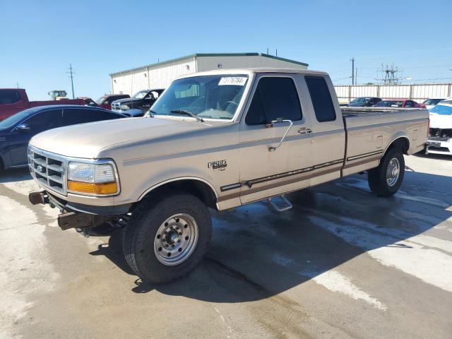 1997 Ford F250  للبيع في Haslet، TX - Front End