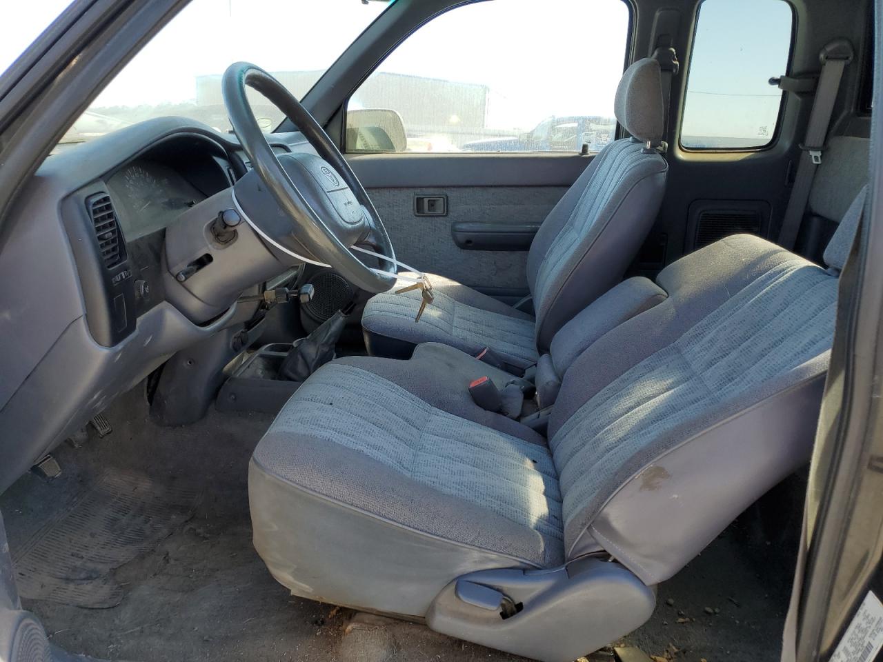 1999 Toyota Tacoma Xtracab VIN: 4TAVL52N7XZ425641 Lot: 72959954