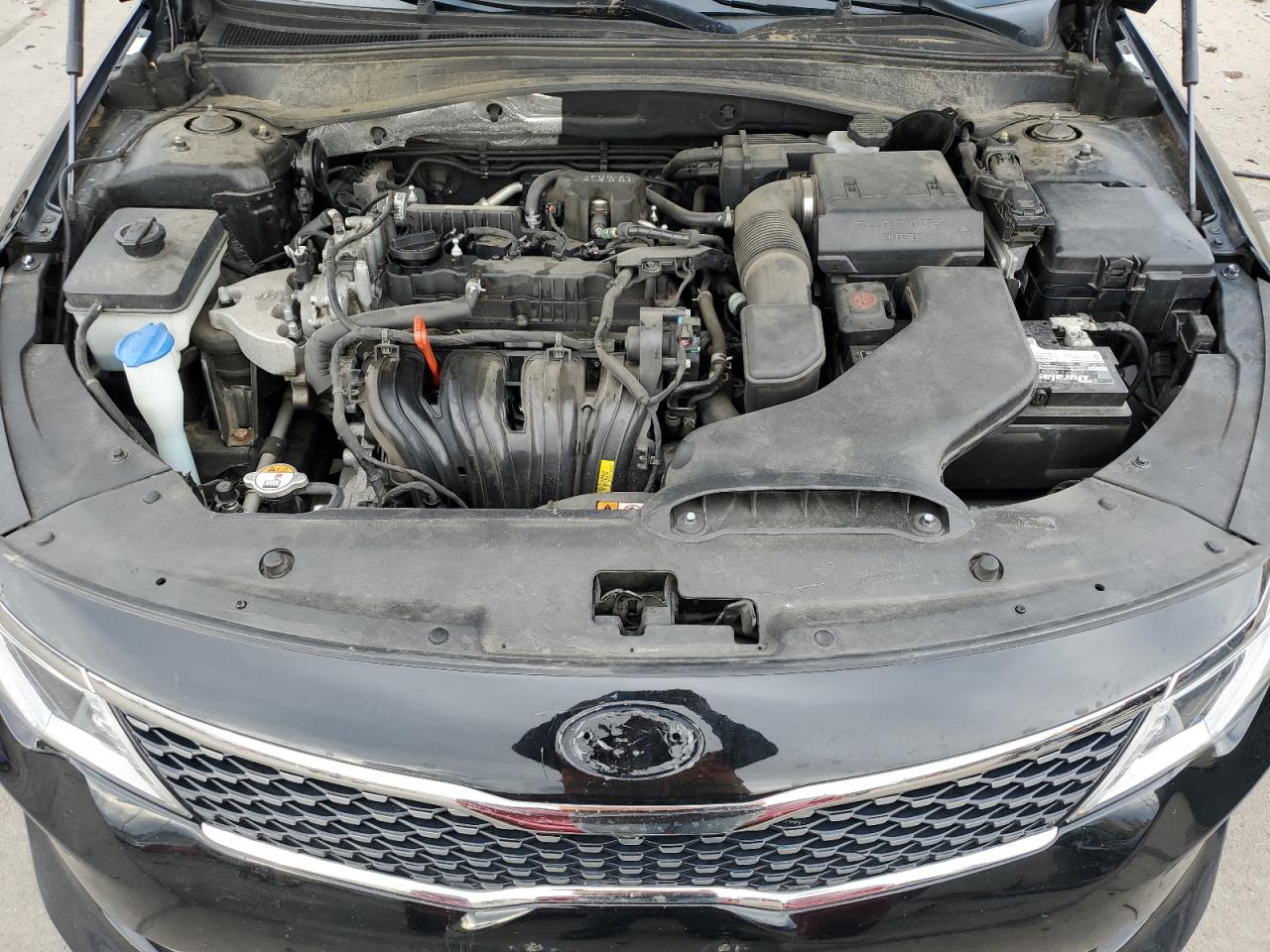 5XXGT4L38JG225639 2018 Kia Optima Lx