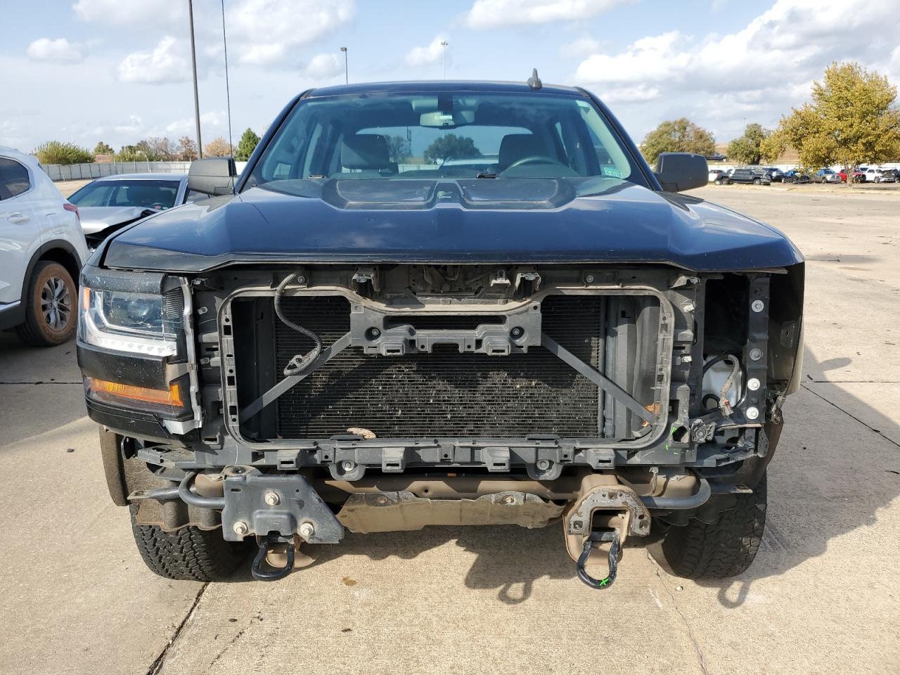2016 Chevrolet Silverado - Image 5