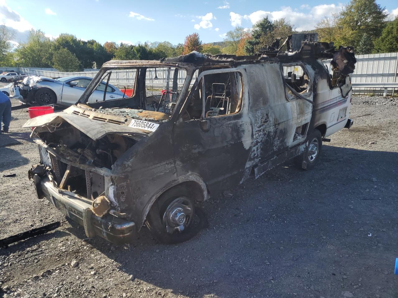 1993 Dodge Ram Van B350 იყიდება Grantville-ში, PA - Burn