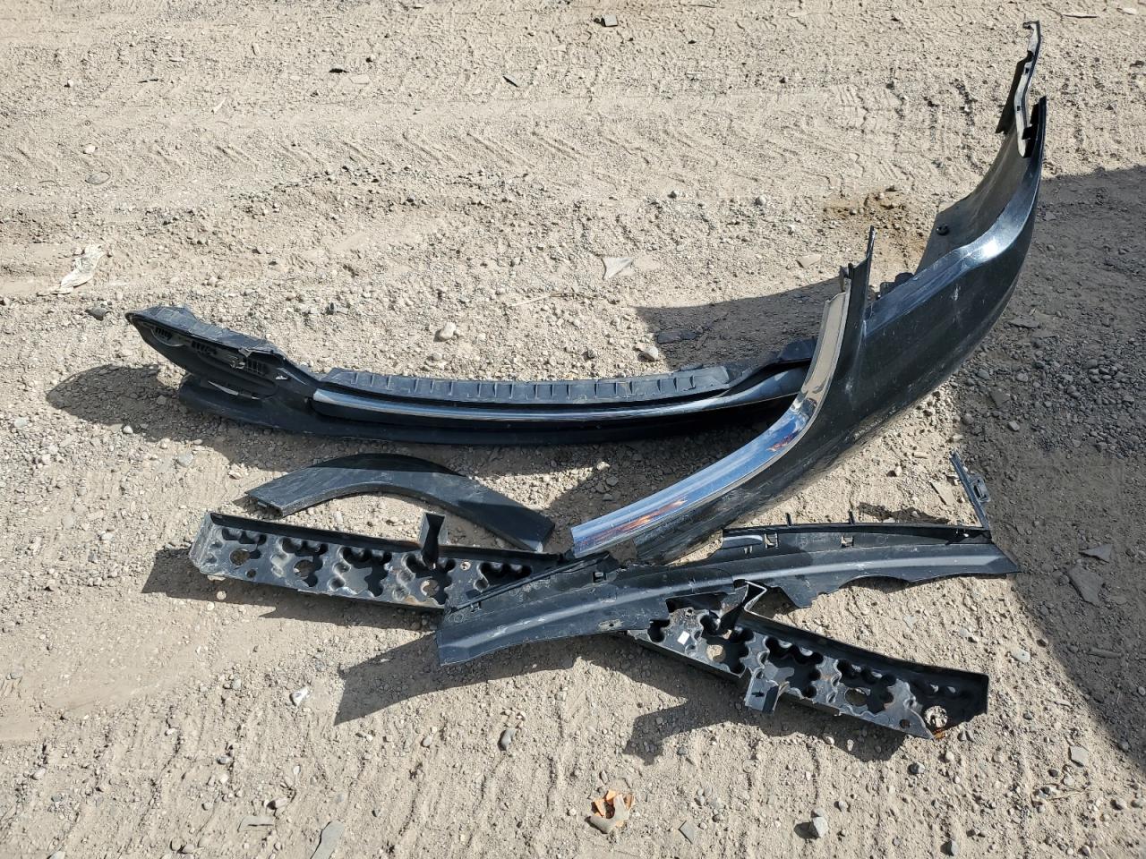 2015 Chrysler Town & Country Touring VIN: 2C4RC1BG1FR535044 Lot: 74818514