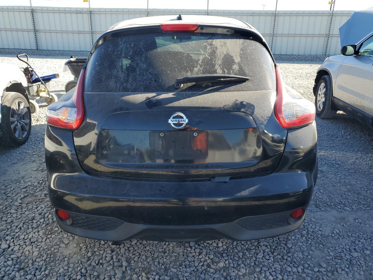 2015 Nissan Juke S VIN: JN8AF5MV8FT553609 Lot: 73683254