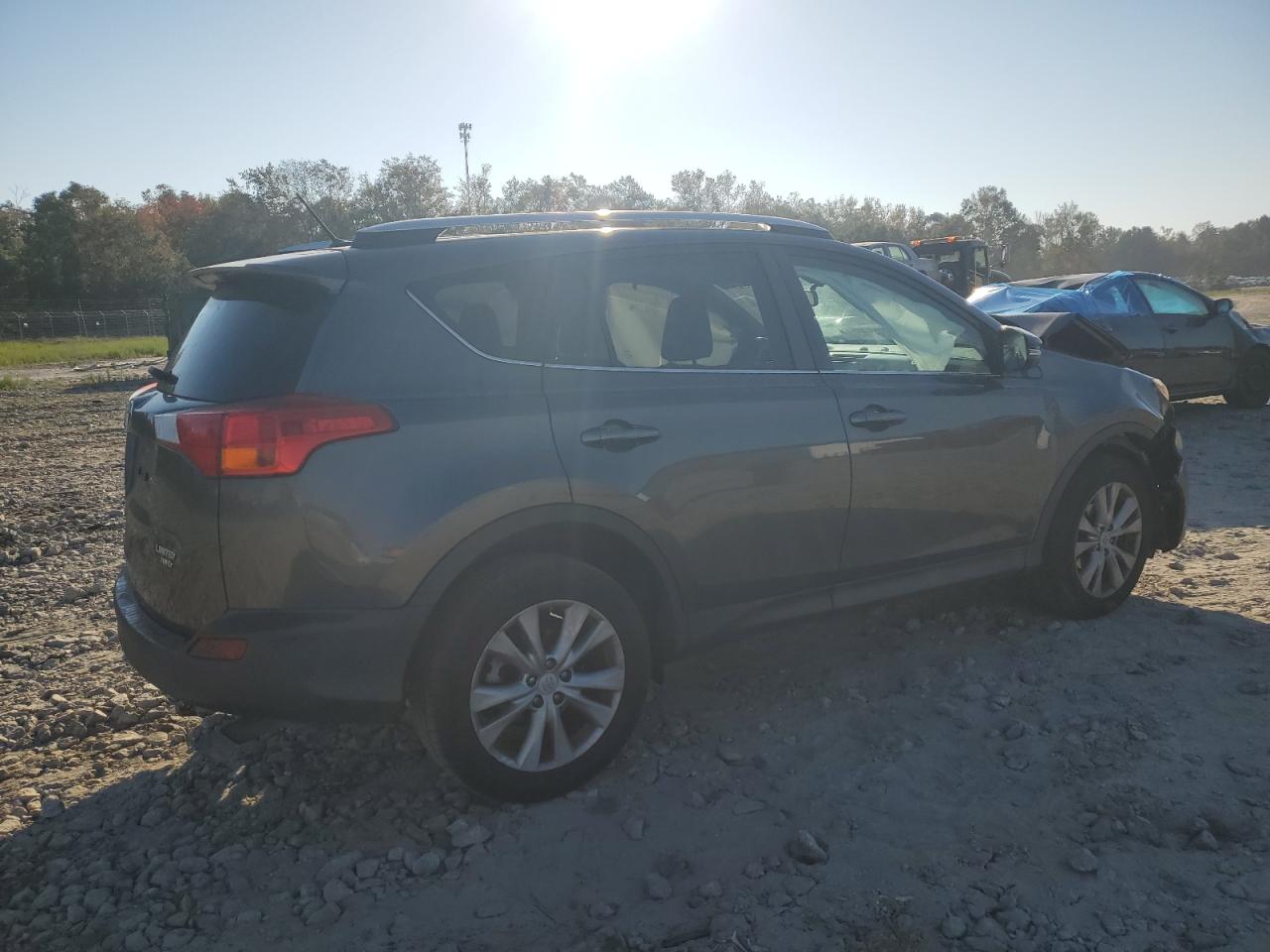 2014 Toyota RAV 4 - Image 3