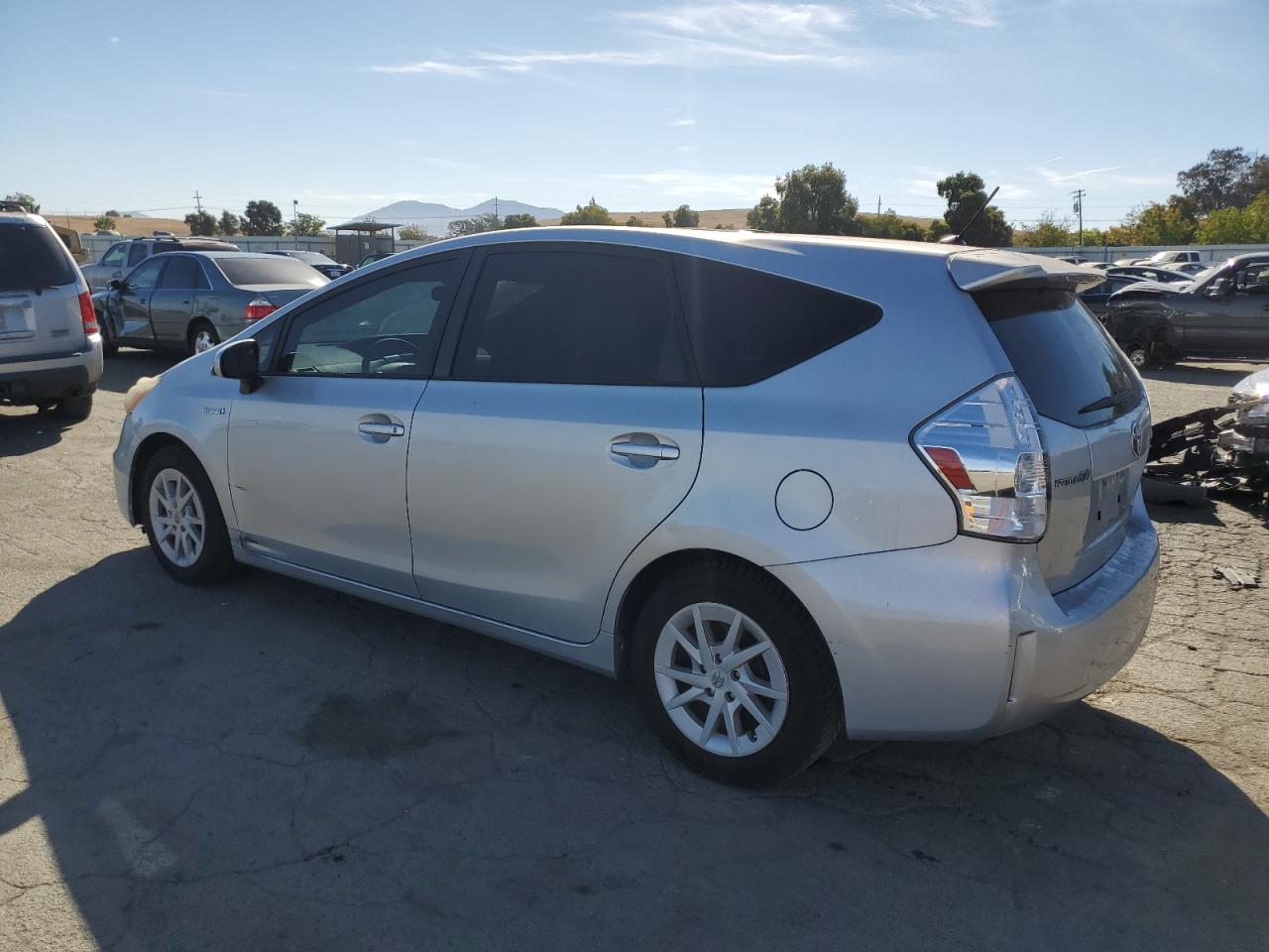 VIN JTDZN3EU1D3245481 2013 TOYOTA PRIUS no.2