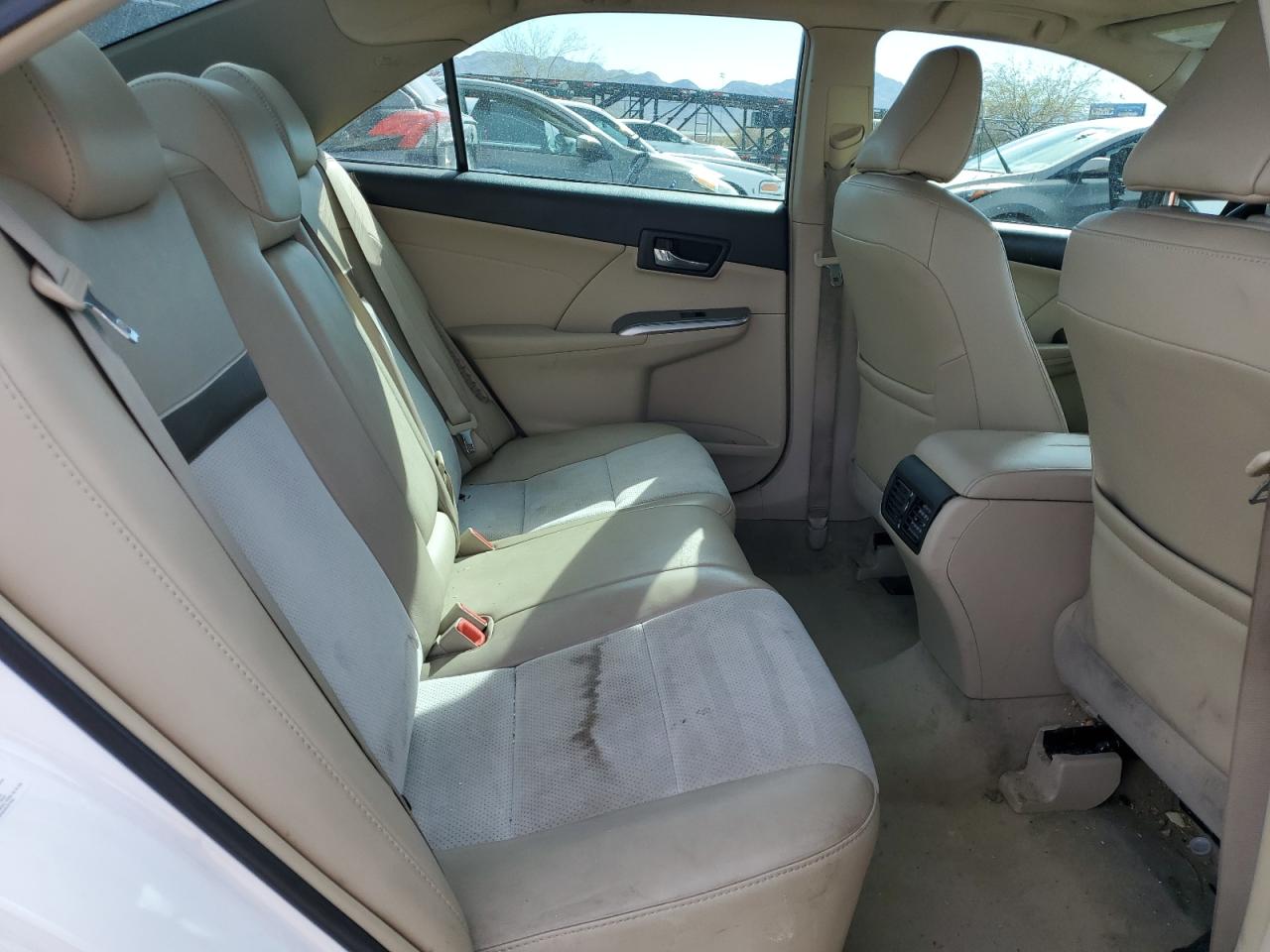 2014 Toyota Camry - Image 10