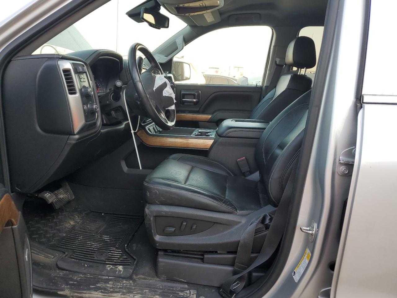 2018 Chevrolet Silverado - Image 7