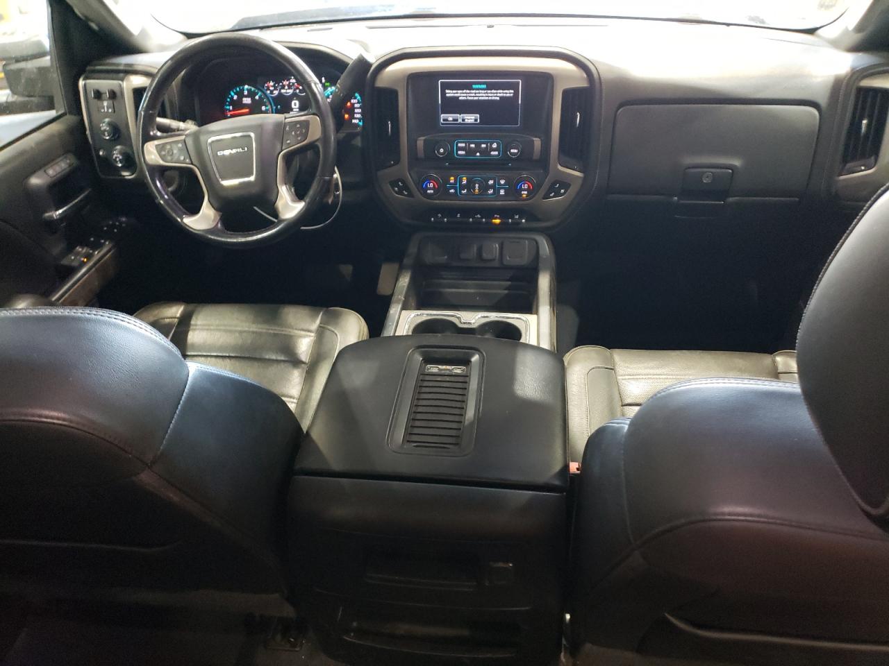 1GT12SEGXKF200528 2019 GMC Sierra K2500 Denali