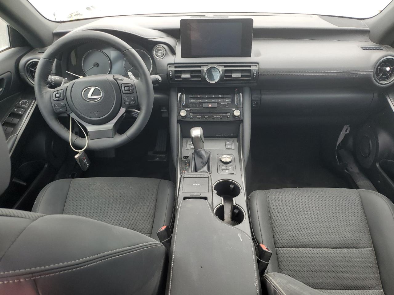 2024 Lexus IS - Image 8