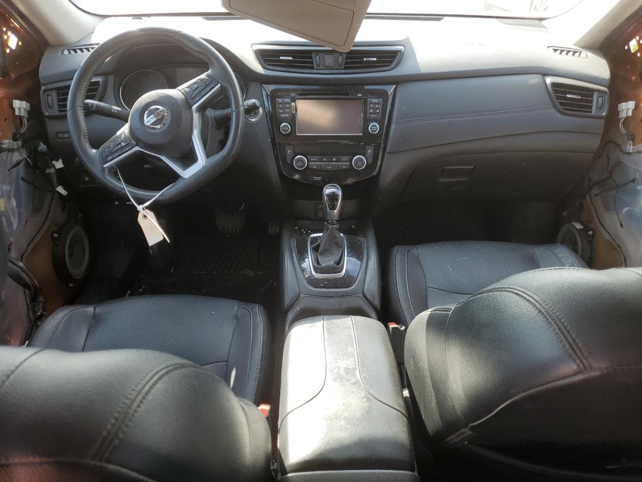 2017 Nissan Rogue - Image 8