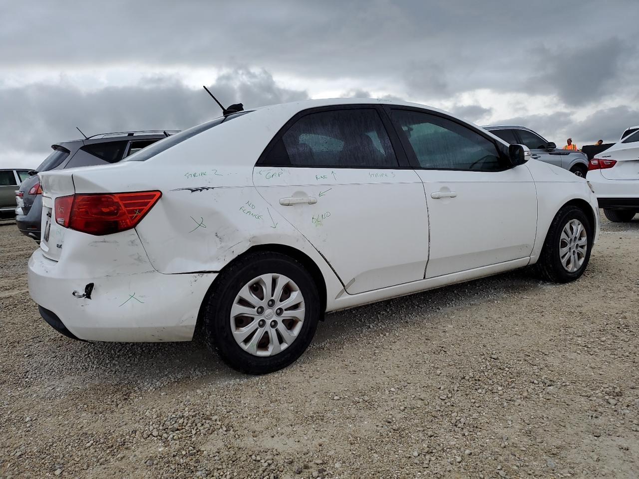 2010 Kia Forte - Image 3