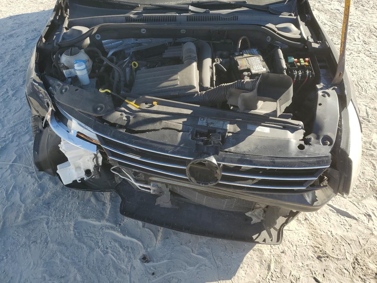 2016 Volkswagen Jetta - Image 13