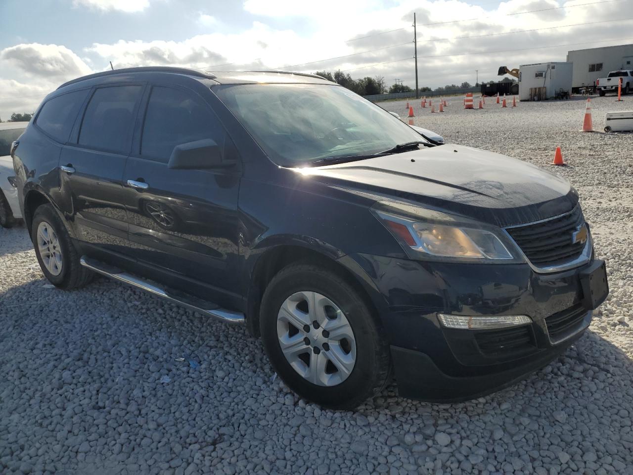 2017 Chevrolet Traverse - Image 4