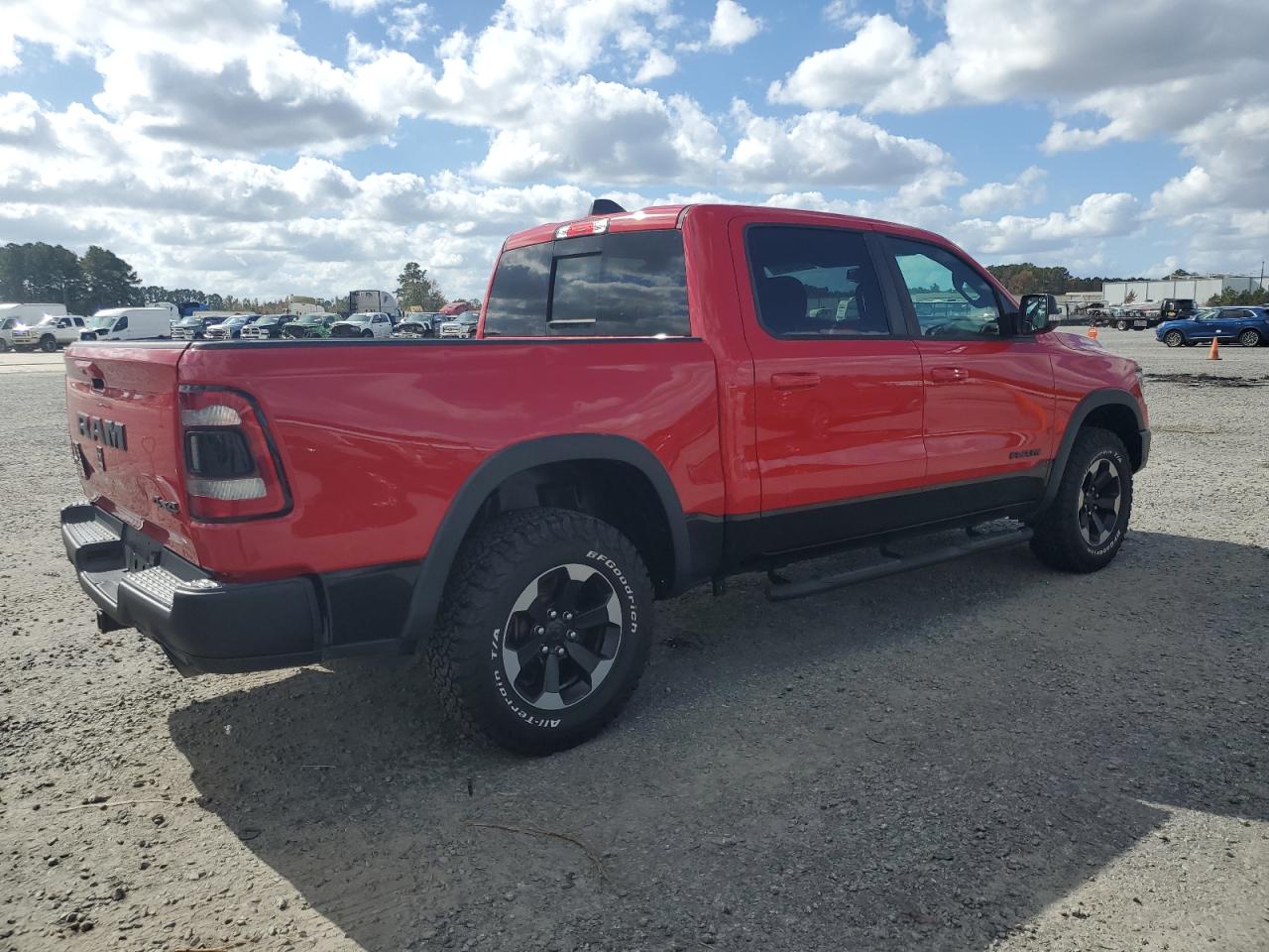 2019 RAM 1500 - Image 3