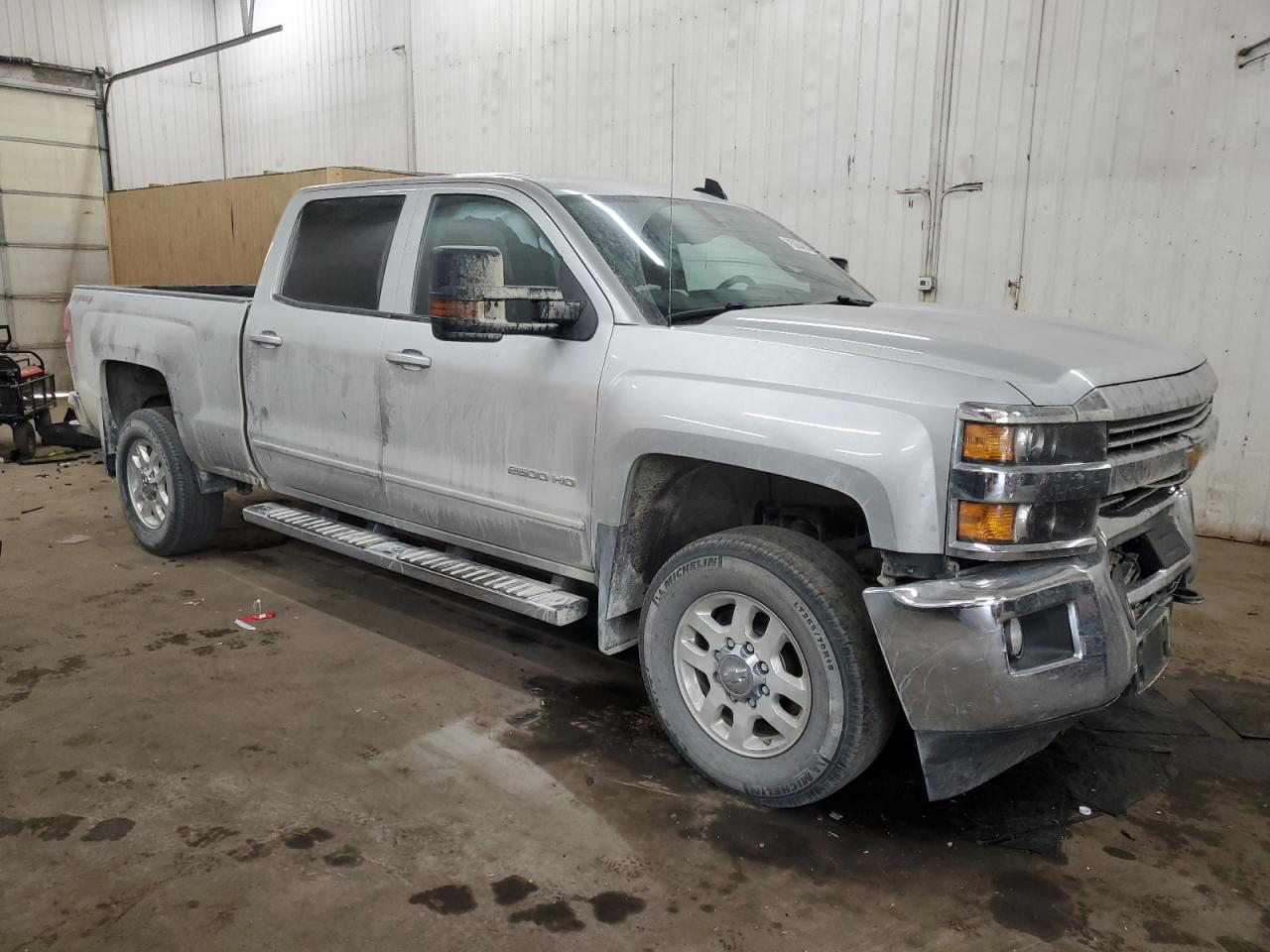 2015 Chevrolet Silverado - Image 4