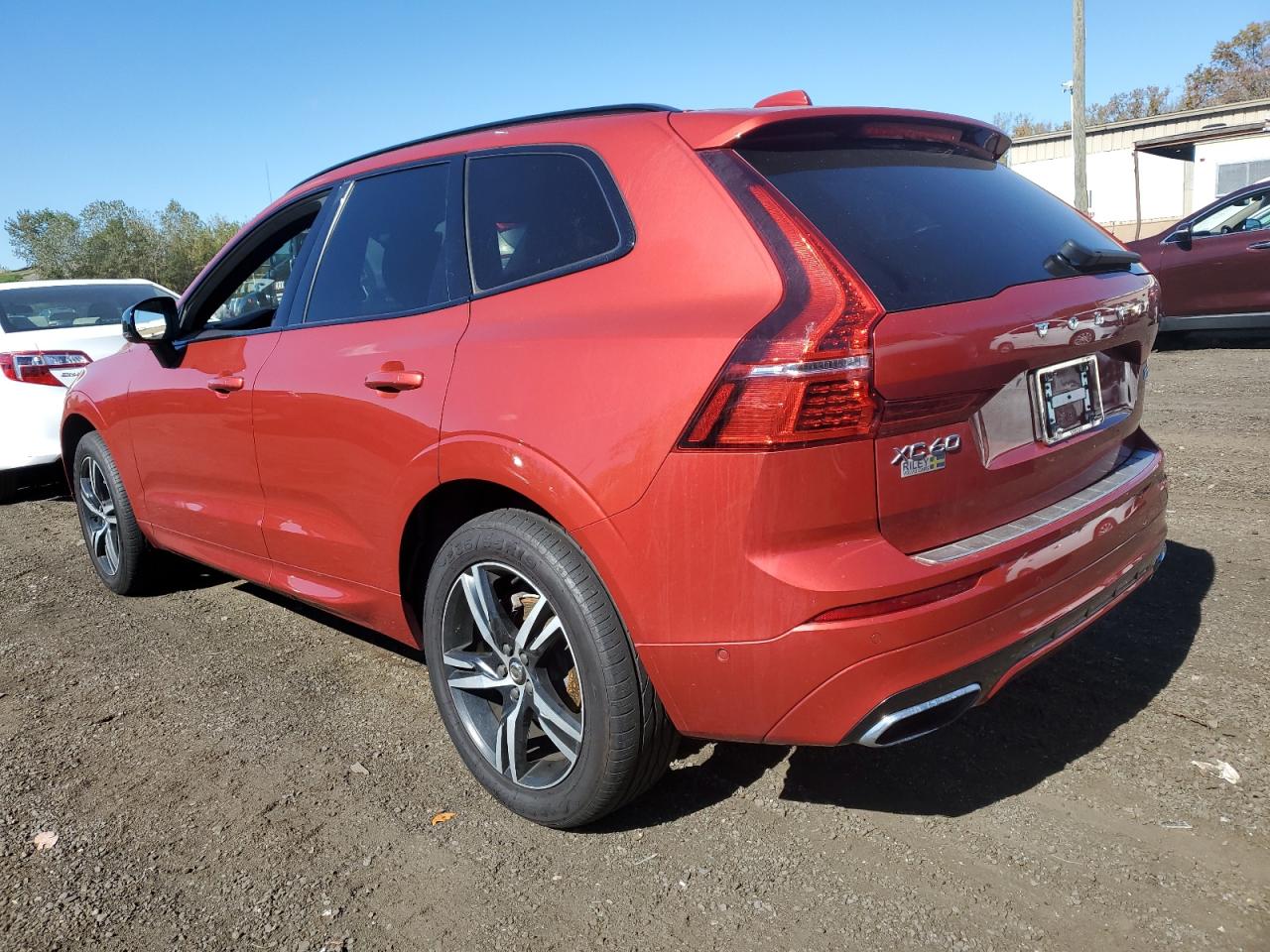 2020 Volvo XC60 - Image 2