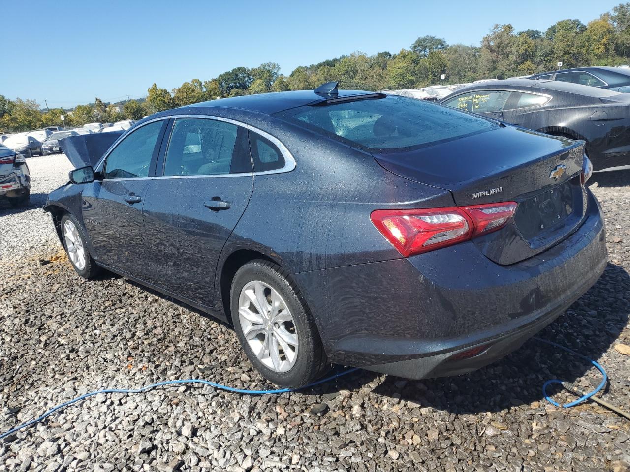 2020 Chevrolet Malibu - Image 2