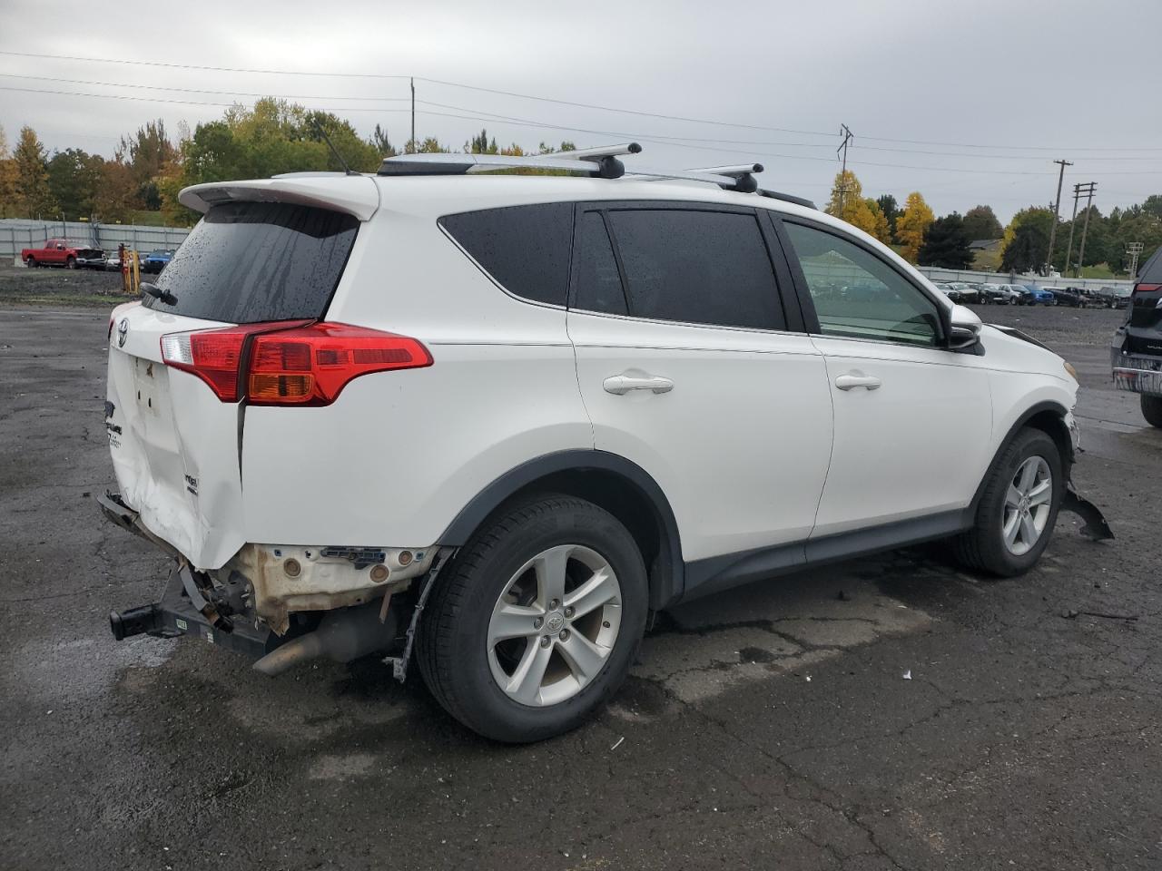 VIN JTMRFREV2D5027627 2013 TOYOTA RAV4 no.3