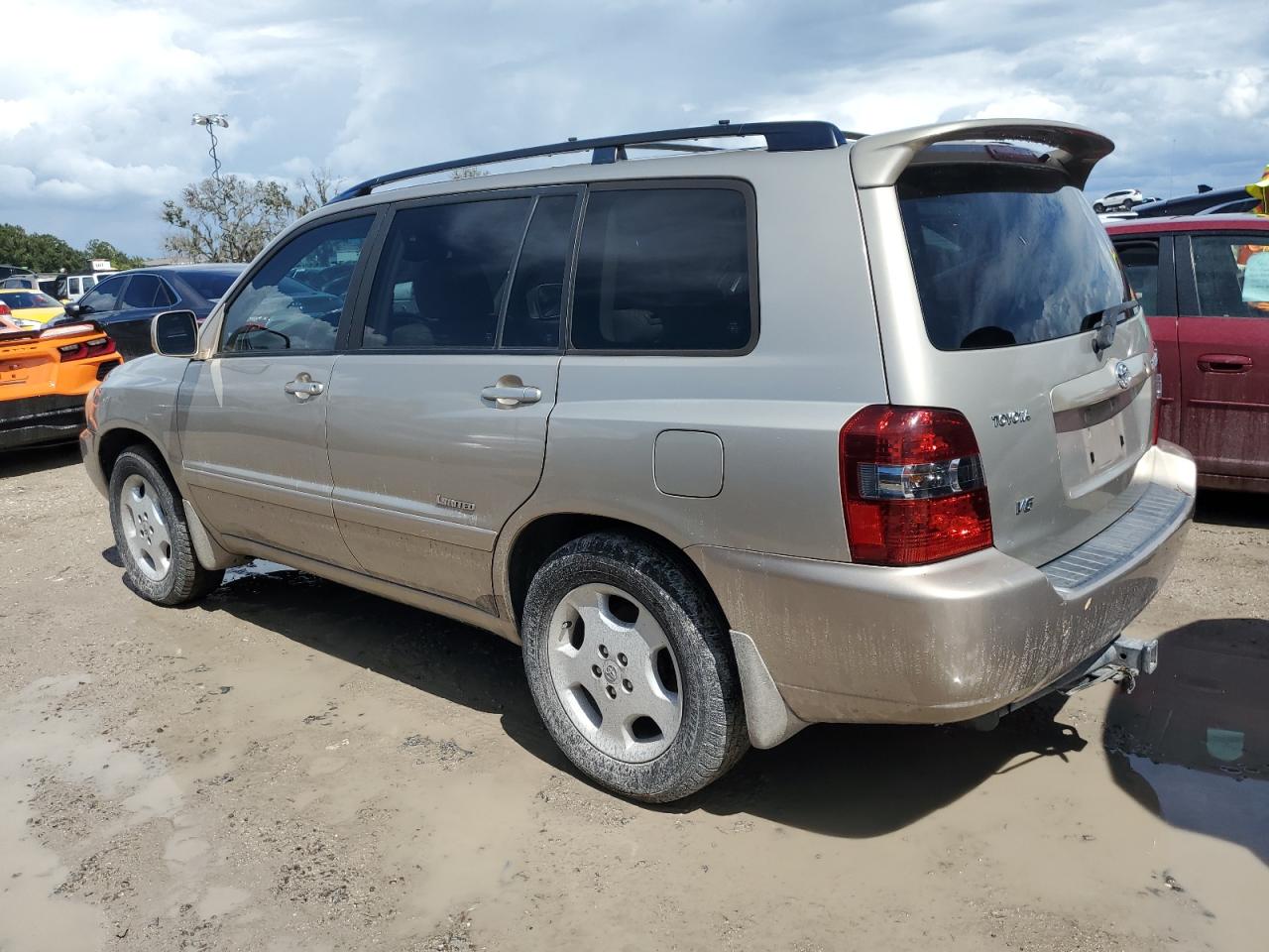 2006 Toyota Highlander - Image 2
