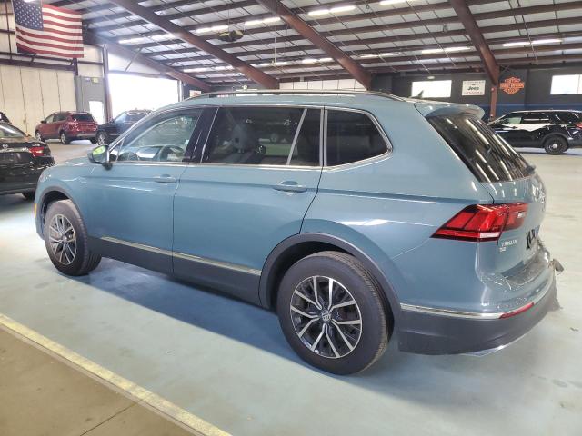 3VV2B7AX3LM151151 Volkswagen Tiguan SE 2