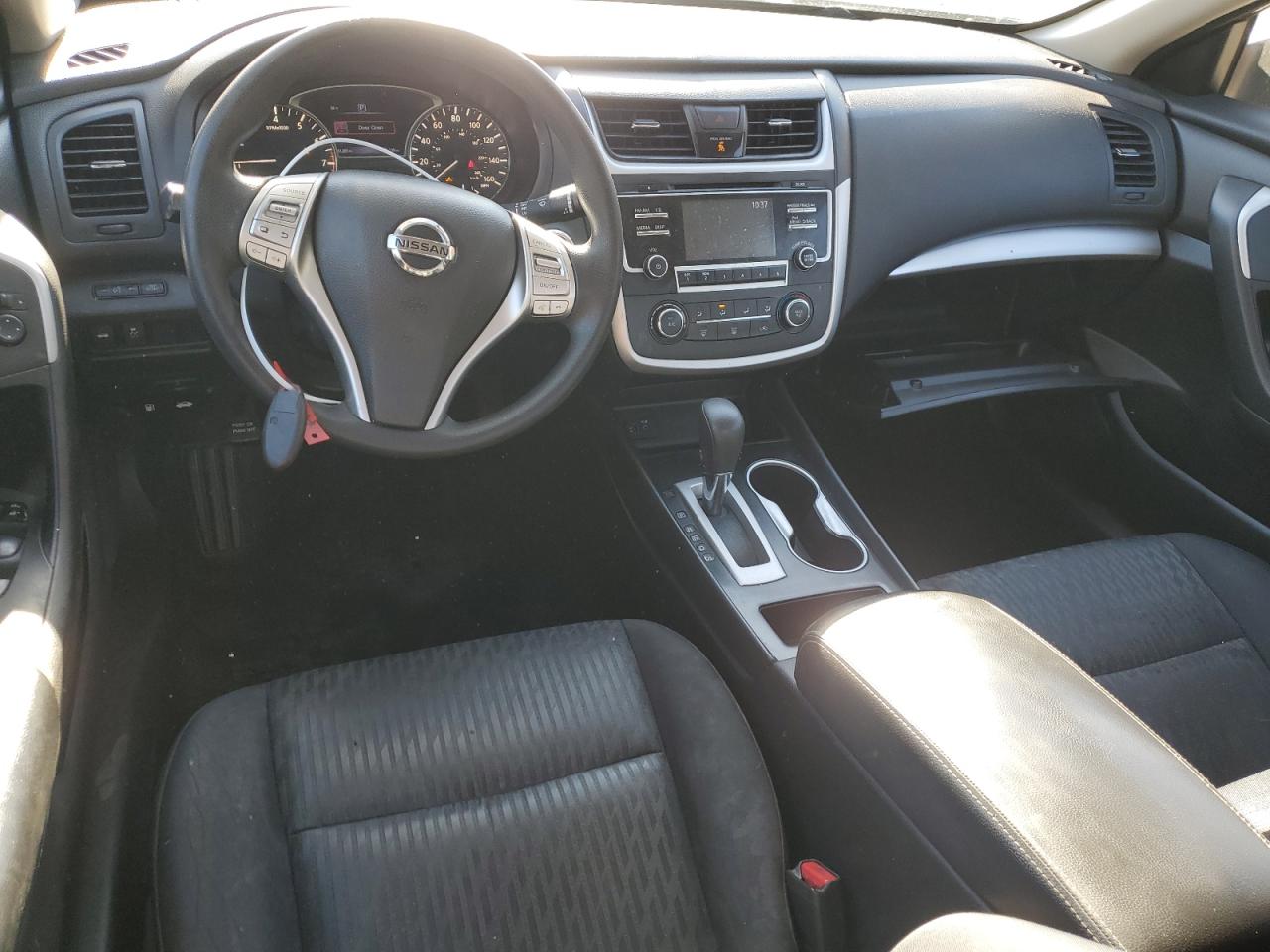 1N4AL3AP9JC125805 2018 Nissan Altima 2.5