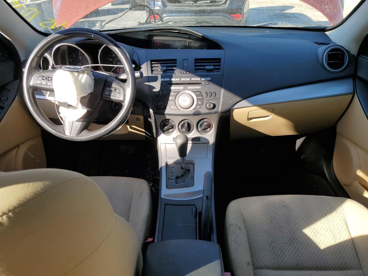 2011 Mazda 3 - Image 8