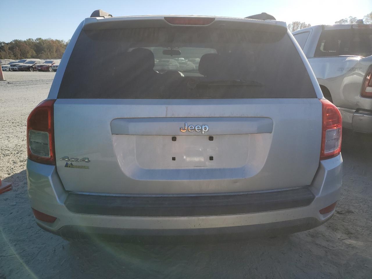 2012 Jeep Compass Sport VIN: 1C4NJDBBXCD705717 Lot: 76659944