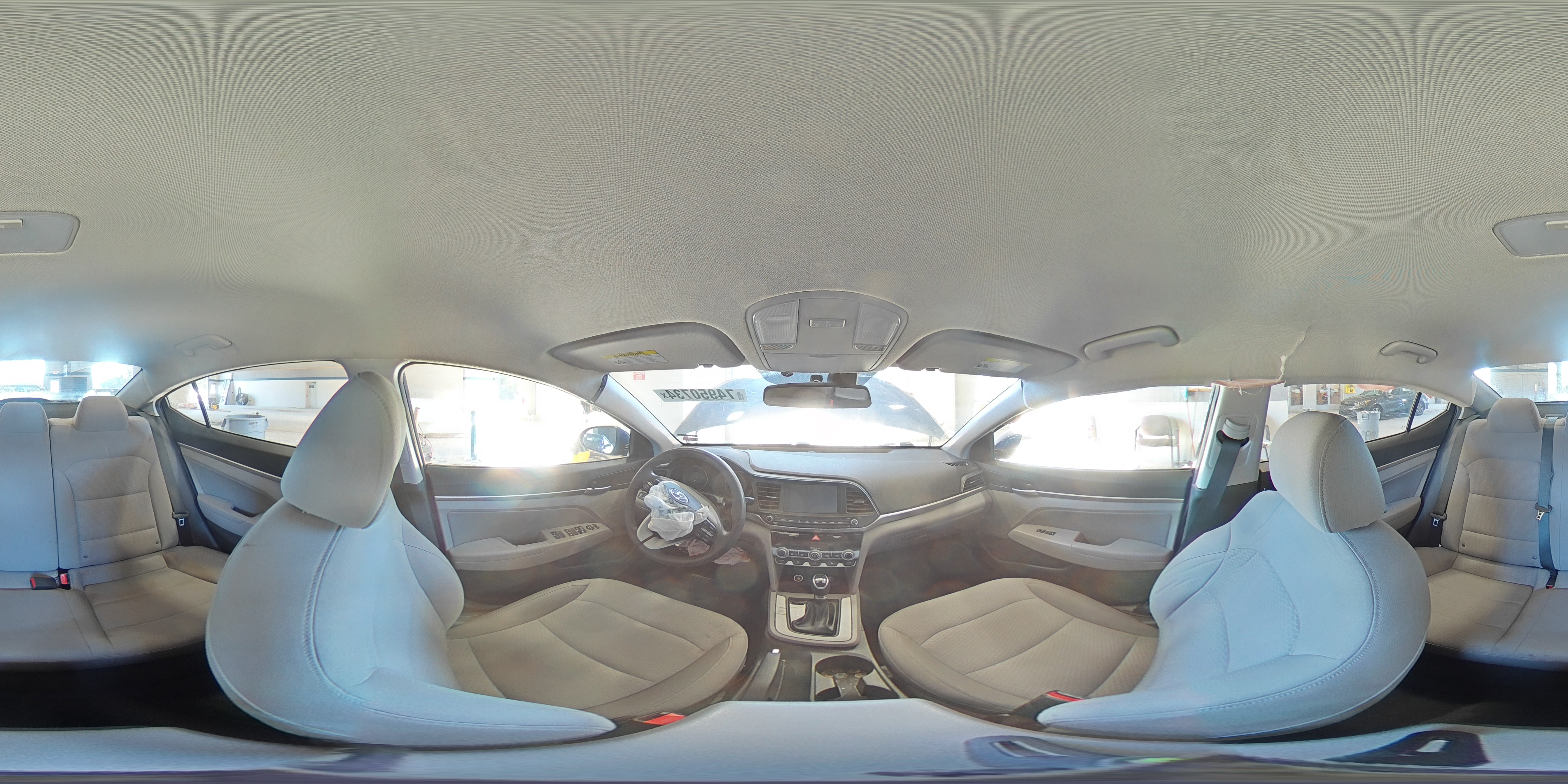 2020 Hyundai Elantra - Image 13