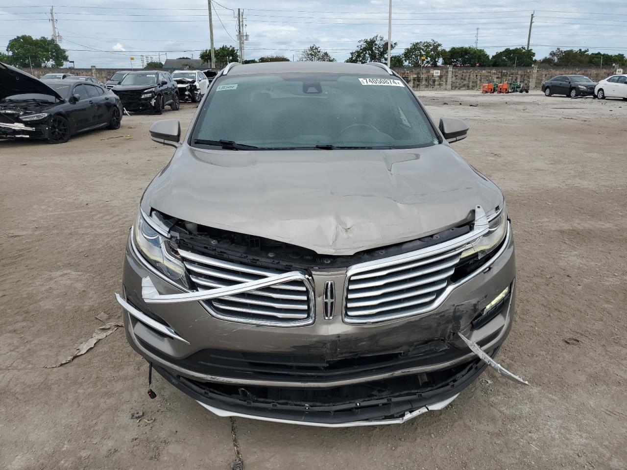 5LMCJ2C95HUL36269 2017 Lincoln Mkc Select