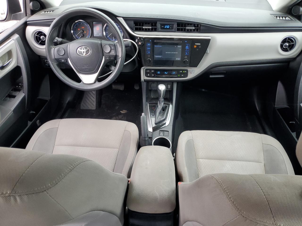 2017 Toyota Corolla - Image 8