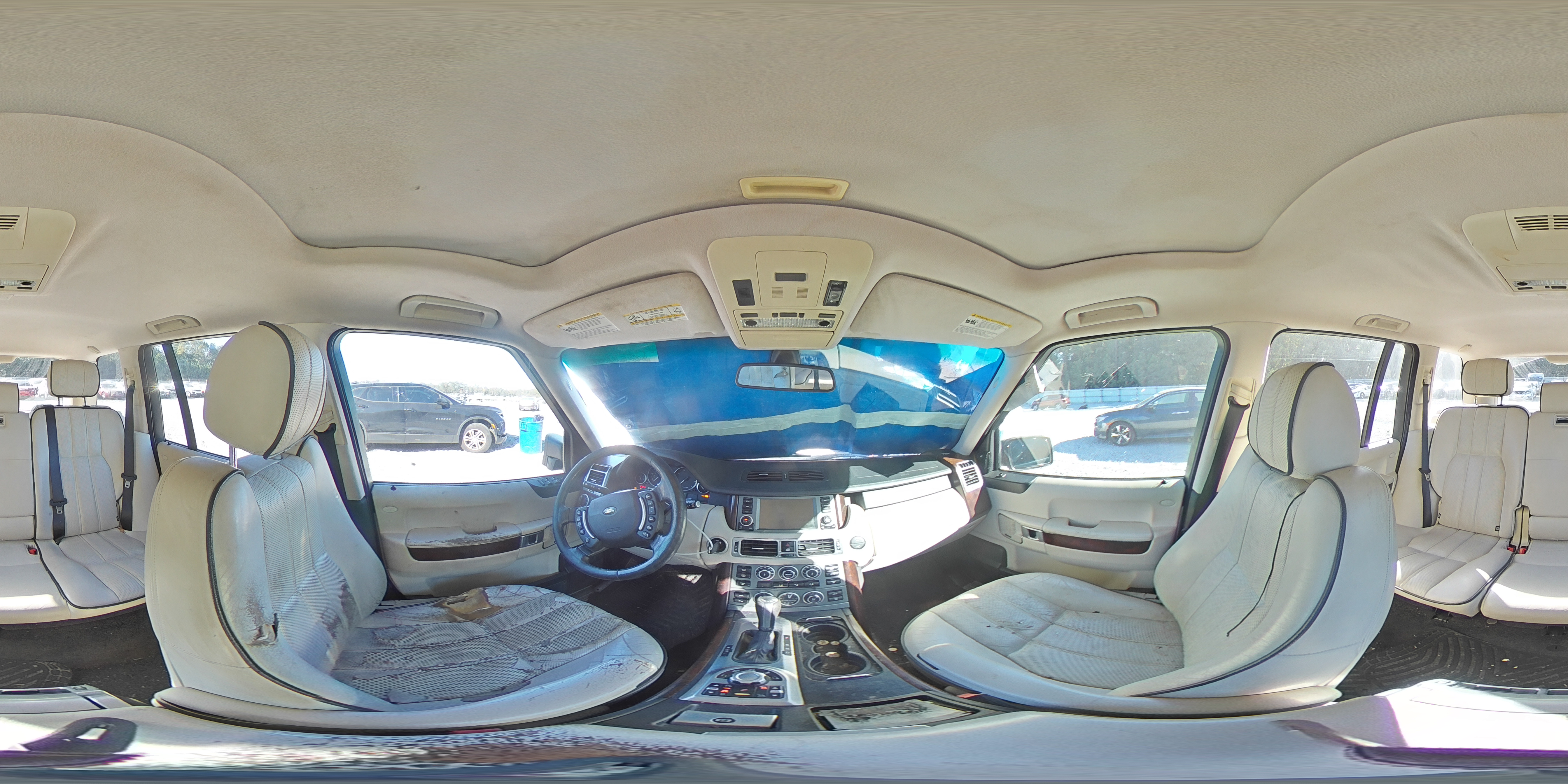2008 Land Rover Range Rover - Image 12