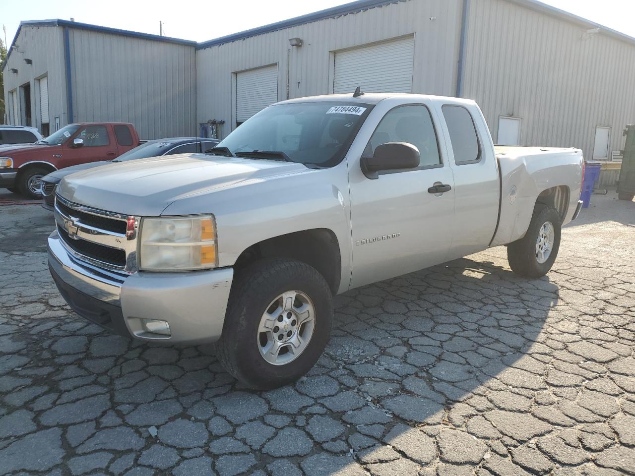 2007 Chevrolet Silverado - Image 1