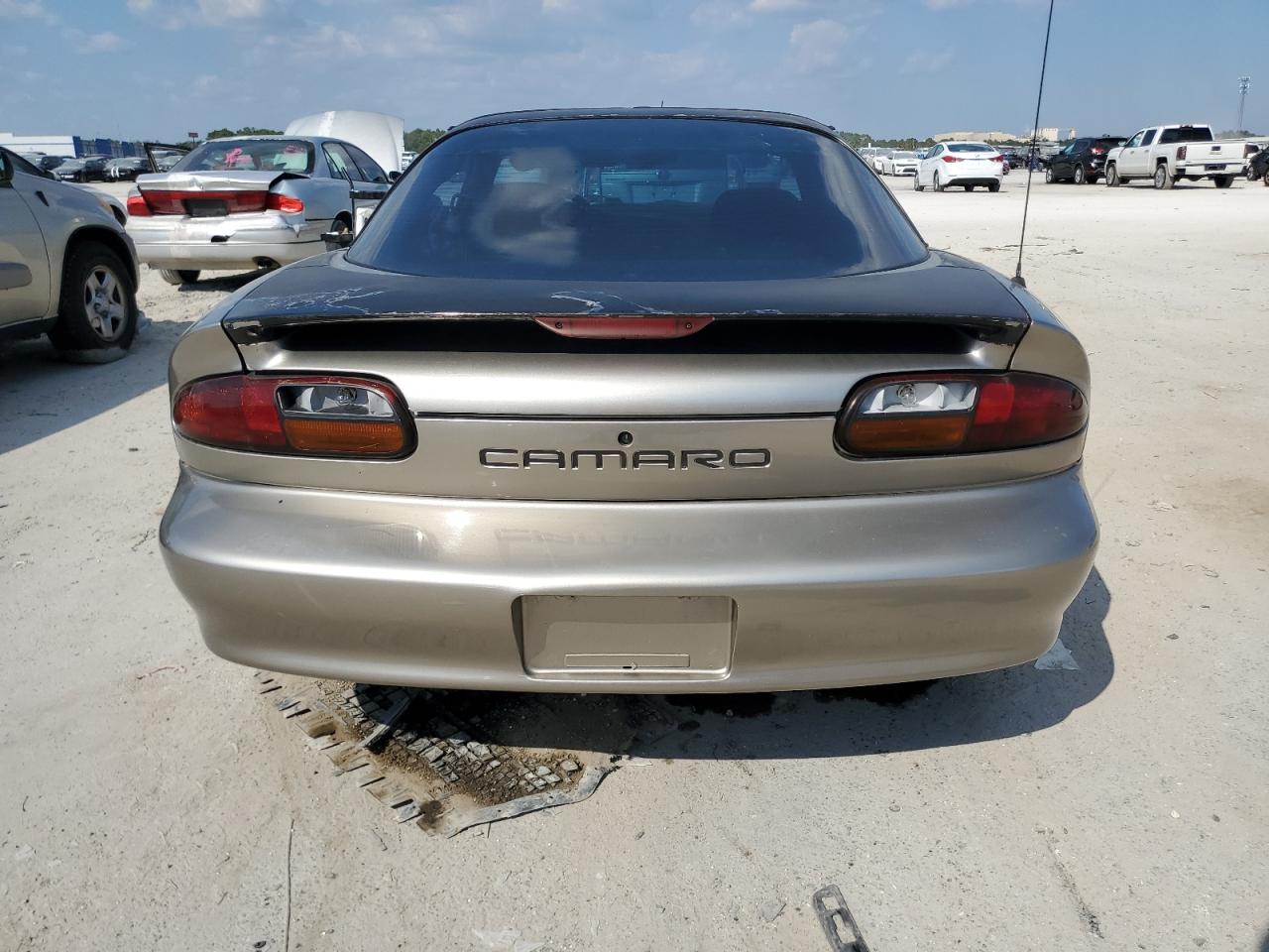 2000 Chevrolet Camaro VIN: 2G1FP22K2Y2107361 Lot: 77514654