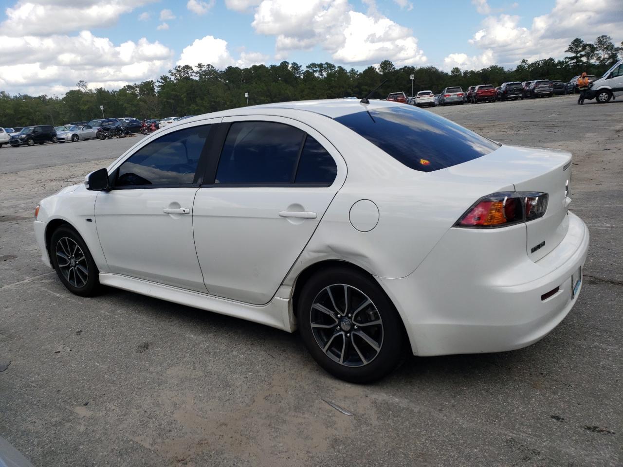 JA32U2FU1HU014592 2017 Mitsubishi Lancer Es