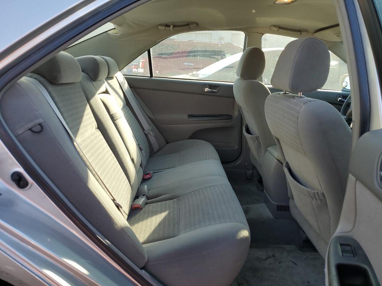 2005 Toyota Camry Le VIN: 4T1BE32K95U988921 Lot: 74279744