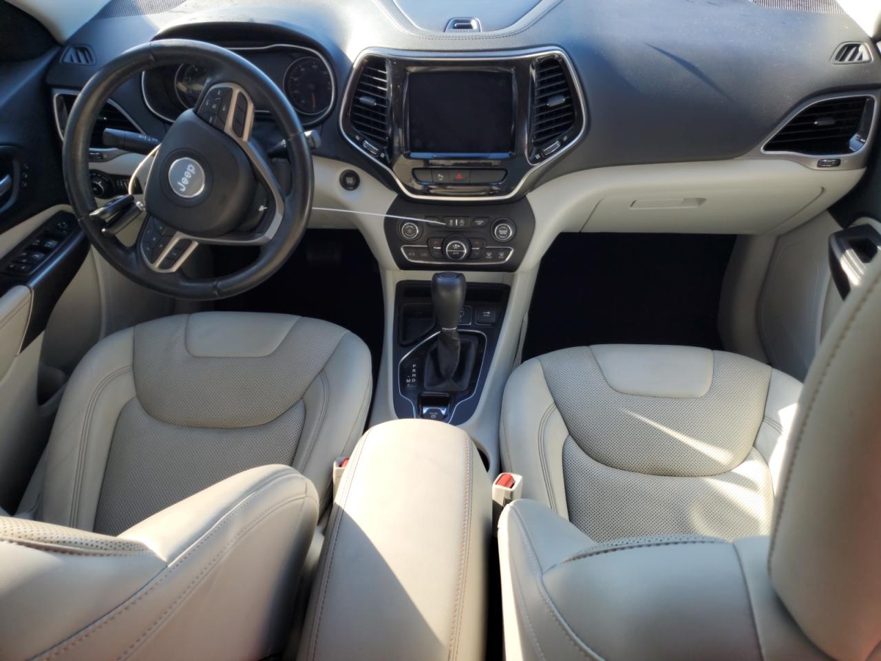 2019 Jeep Grand Cherokee - Image 8