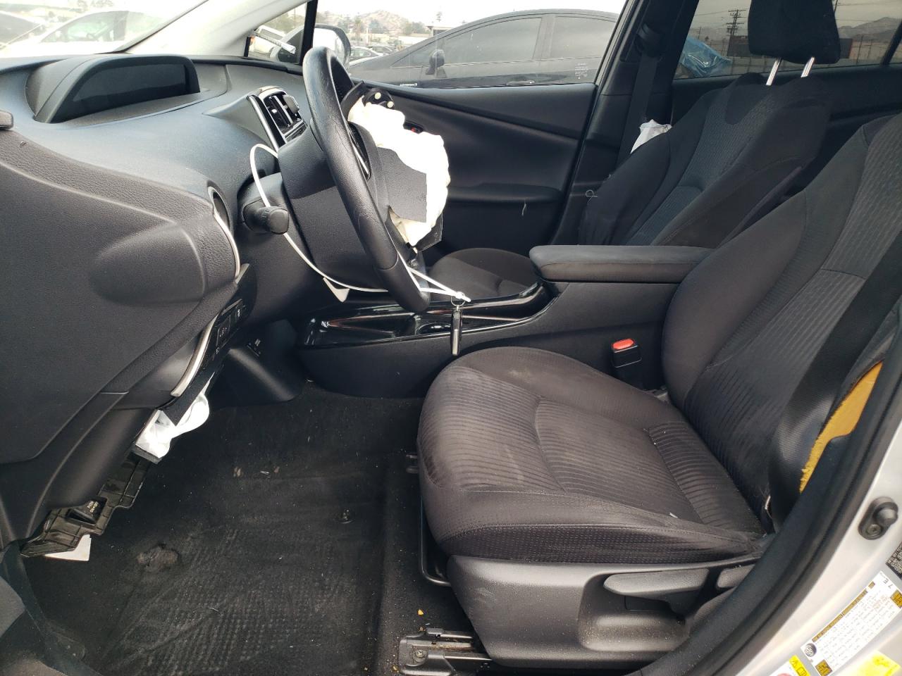 2017 Toyota Prius - Image 7