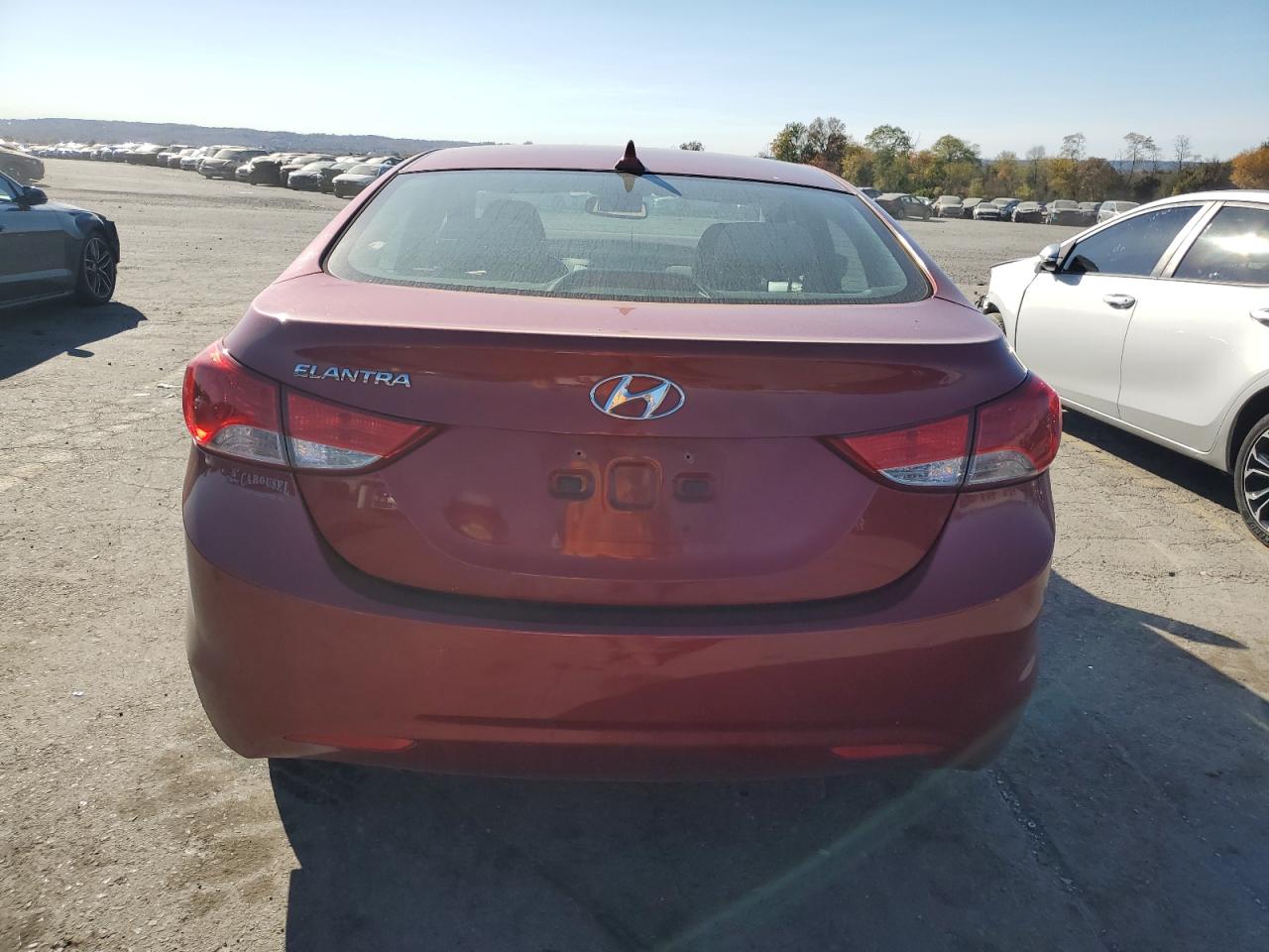 KMHDH4AE4CU361641 2012 Hyundai Elantra Gls