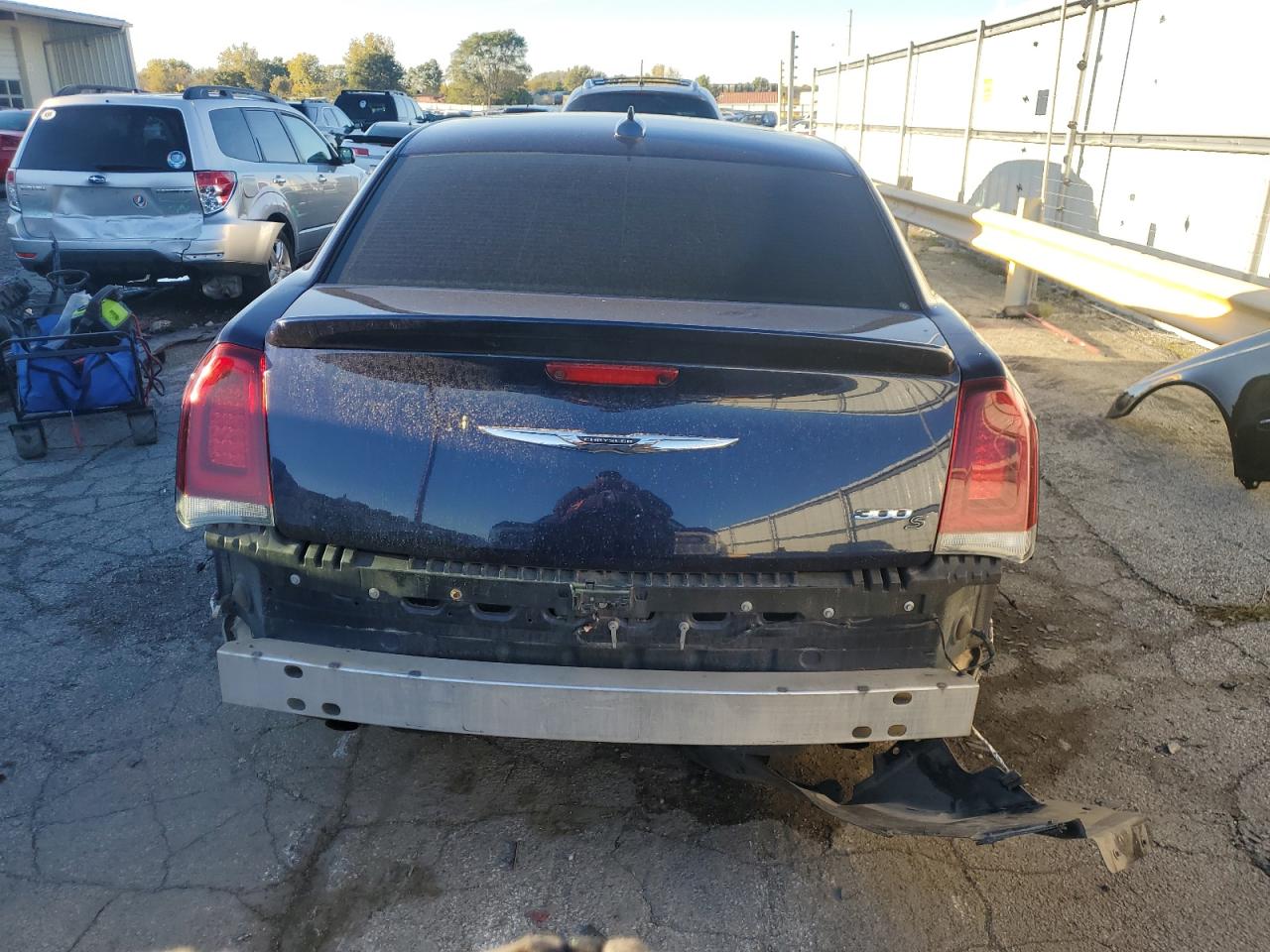 2C3CCABG5GH294879 2016 Chrysler 300 S