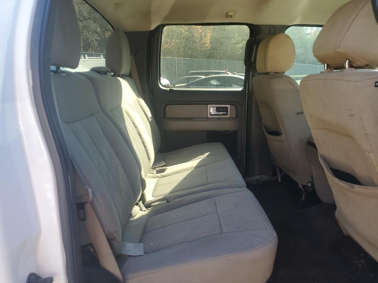 2010 Ford F-150 - Image 11