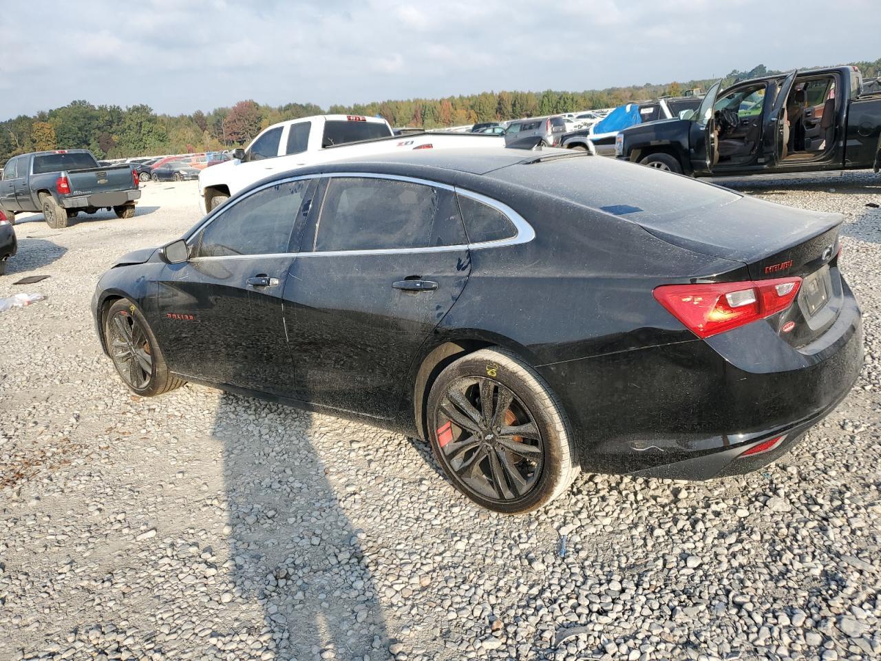 2018 Chevrolet Malibu - Image 2