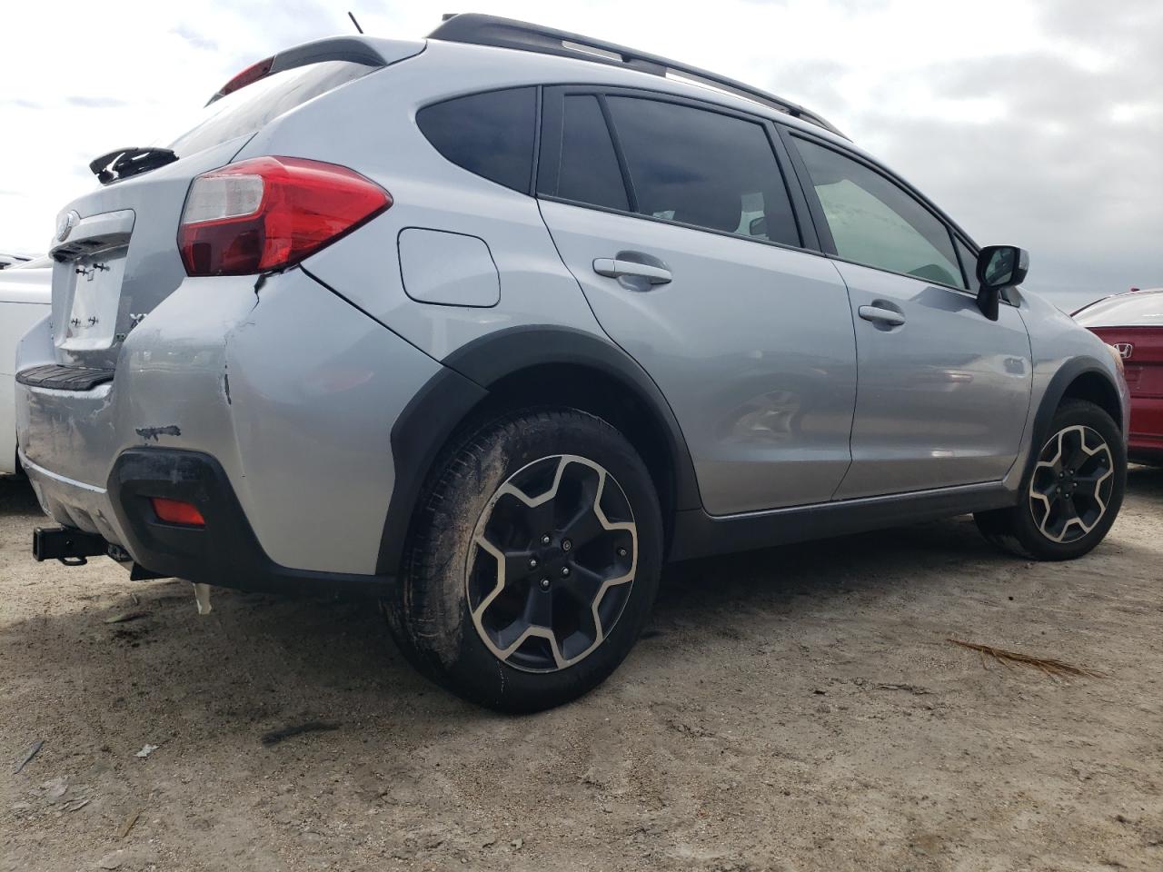 2015 Subaru XV - Image 3