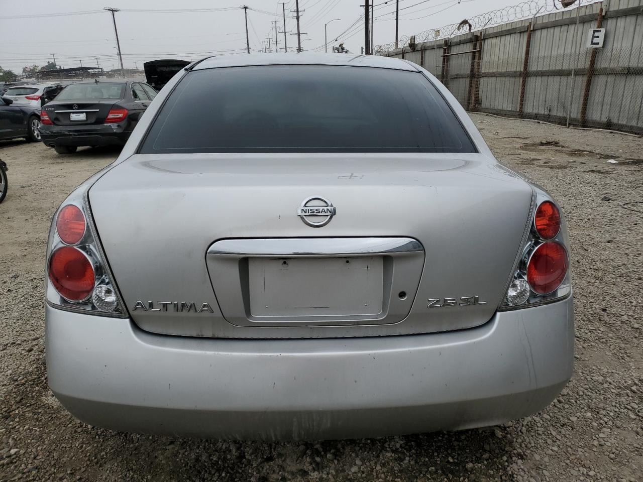 1N4AL11E75C333318 2005 Nissan Altima S